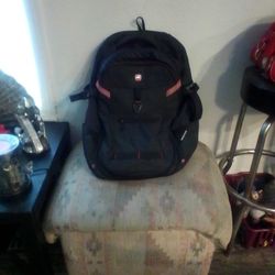 Swiss Army Pack Pac.    Swiss Gear .