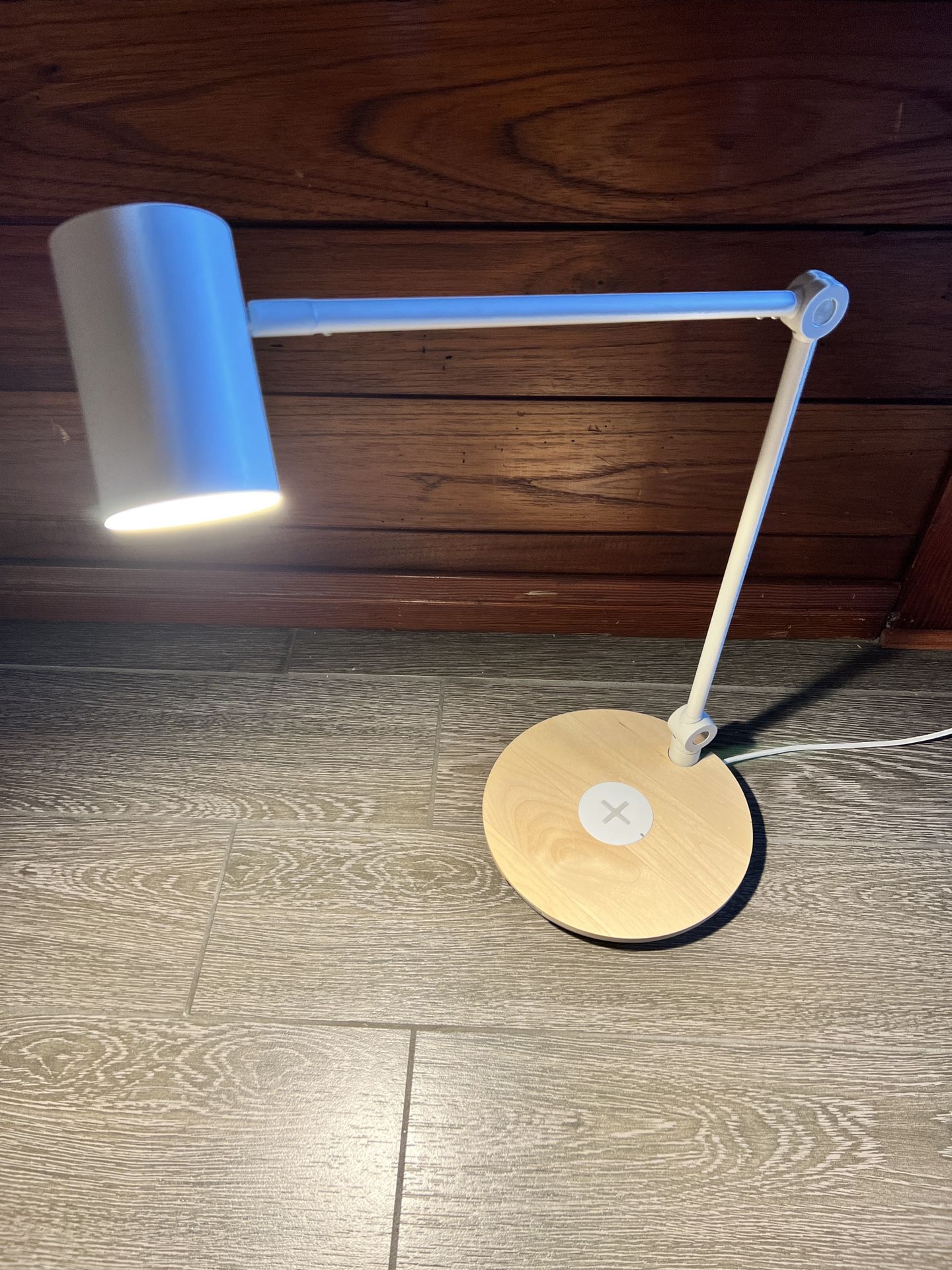 aspekt kedel Rise IKEA LED Desk Lamp + Wireless Charger Worklight RIGGAD for Sale in  Pasadena, CA - OfferUp