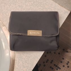 Delta Airlines Make Up Bag 