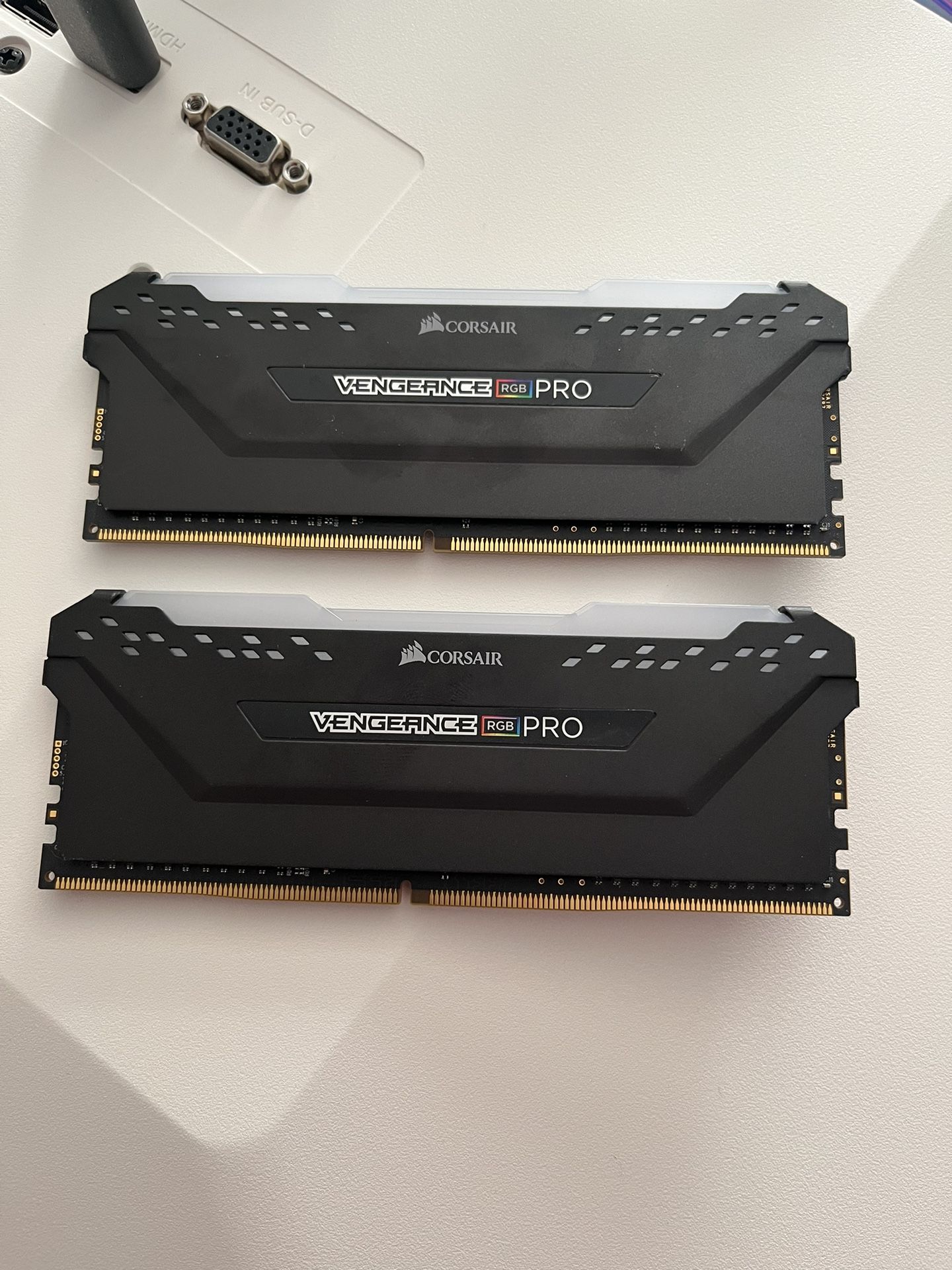 RAM Corsair Vengeance RGB Pro DDR4-3000 CL16