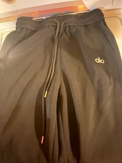 Alo sweatpants