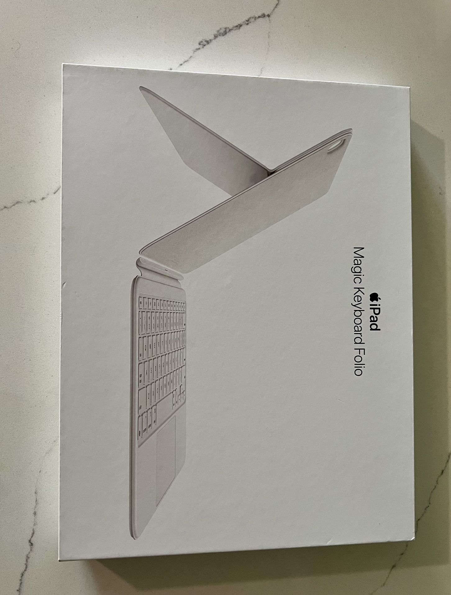 BRAND NEW Apple - Magic Keyboard Folio for iPad 10.9-inch - White 