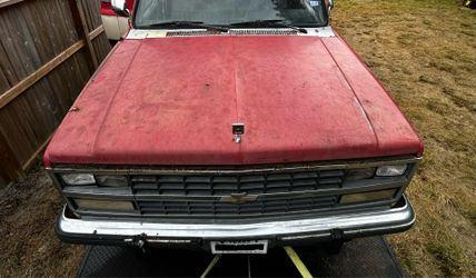 Complete front clip / 89 Chevy suburban