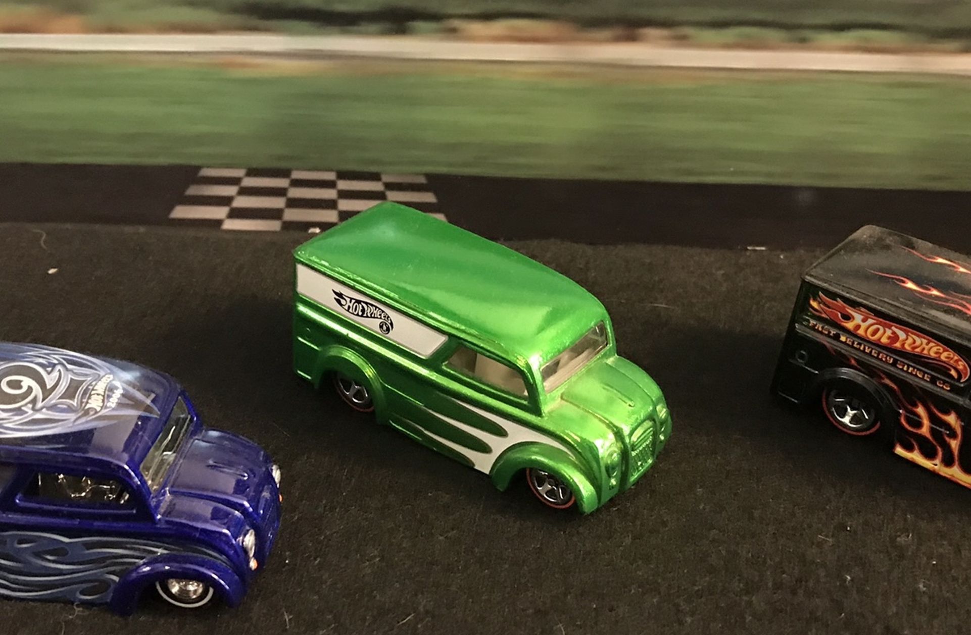 Hot Wheels Dairy Delivery