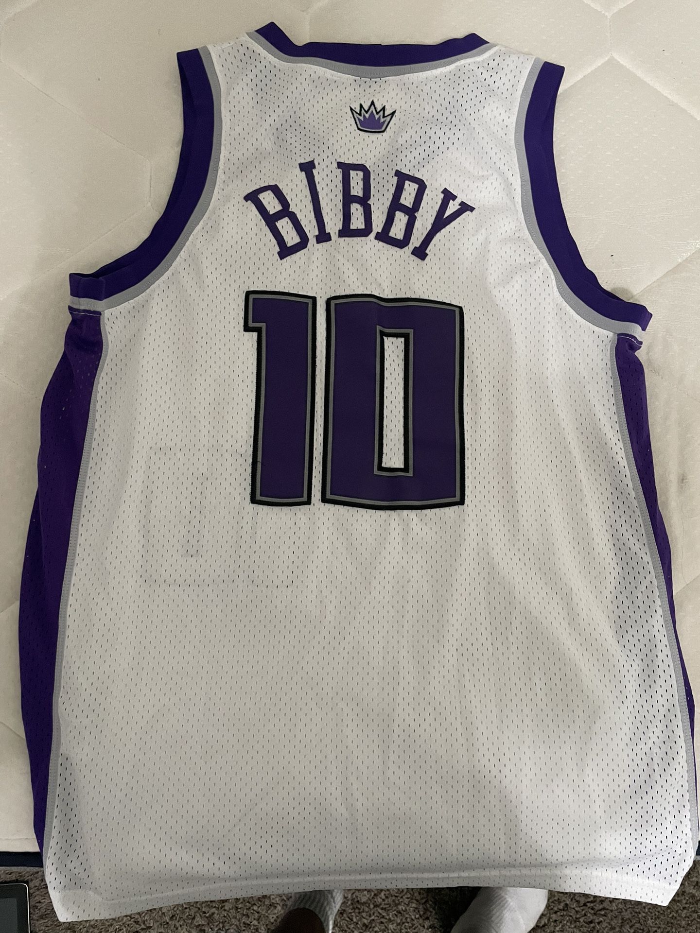 Mike Bibby Grizzlies Jersey for Sale in Phoenix, AZ - OfferUp