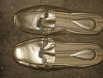 "NEW" Gold Ladies Flats Slip On Sz. 8 1/2 -9