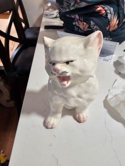 Antique cat