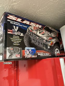 Slash Remote RC Was Played With Has Remote Needs Reprogrammed 