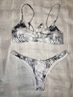 Tropical Black and White Palm Print Bikini Set (Size XL)