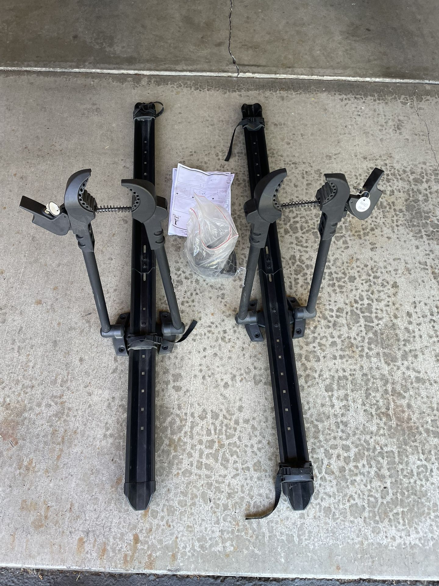 2 Bike Racks
