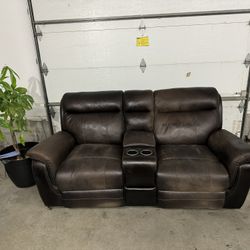 Recliner Couch with Free delivery.