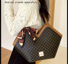 Woman Vintage Tote Bag Very Luxurious 