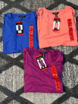 New women’s shirts 3 pack medium
