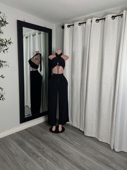 Boutique 2 piece set size M