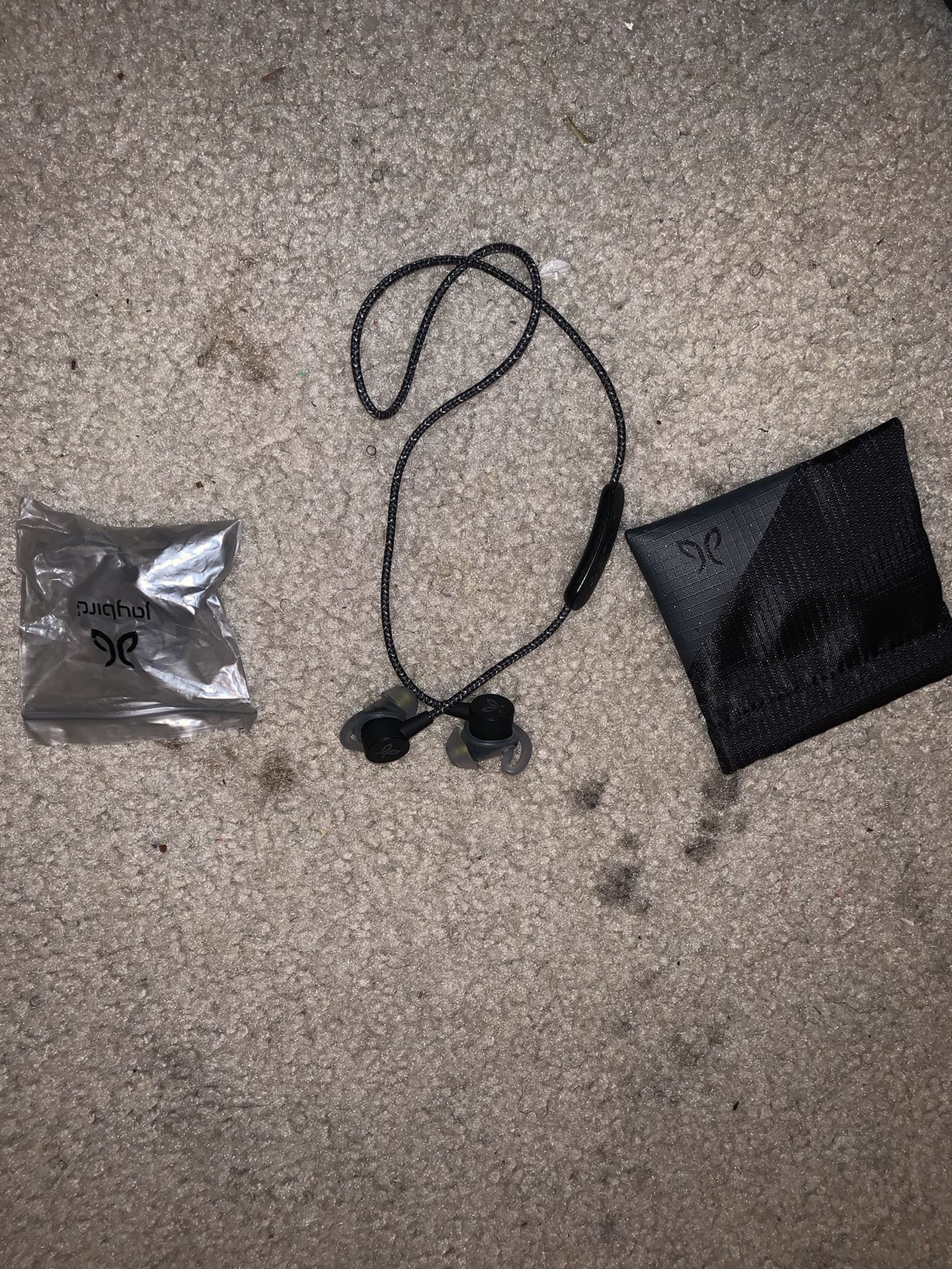 Jaybird Tarah Pro Wireless Earbuds w/ extra buds