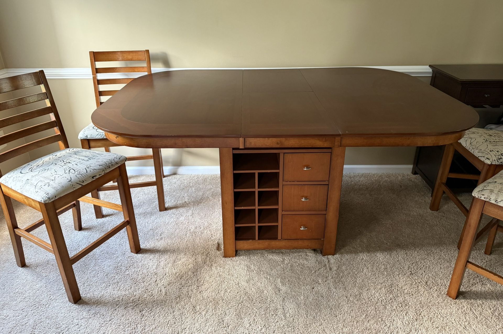 Counter Height Expandable Table And 8 Chairs