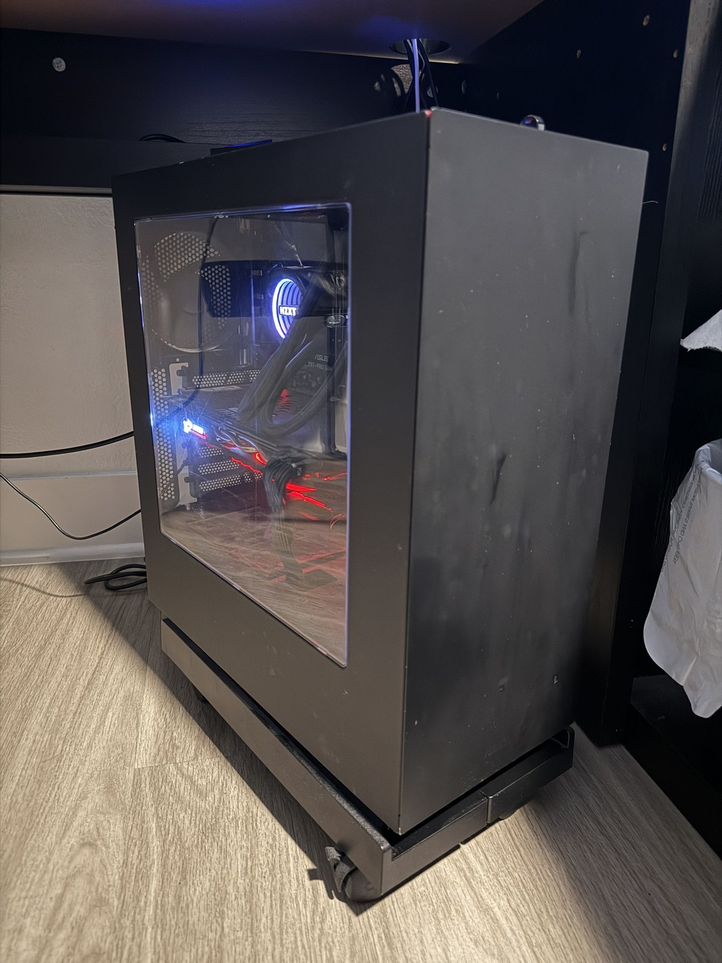 Gaming Desktop PC i7-4790K, GTX1070