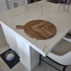Solid Wood Cutting Board/Charcuterie Noard