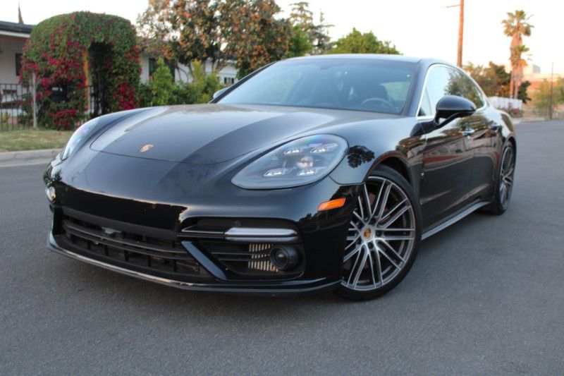 2018 Porsche Panamera