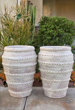 Clay pots