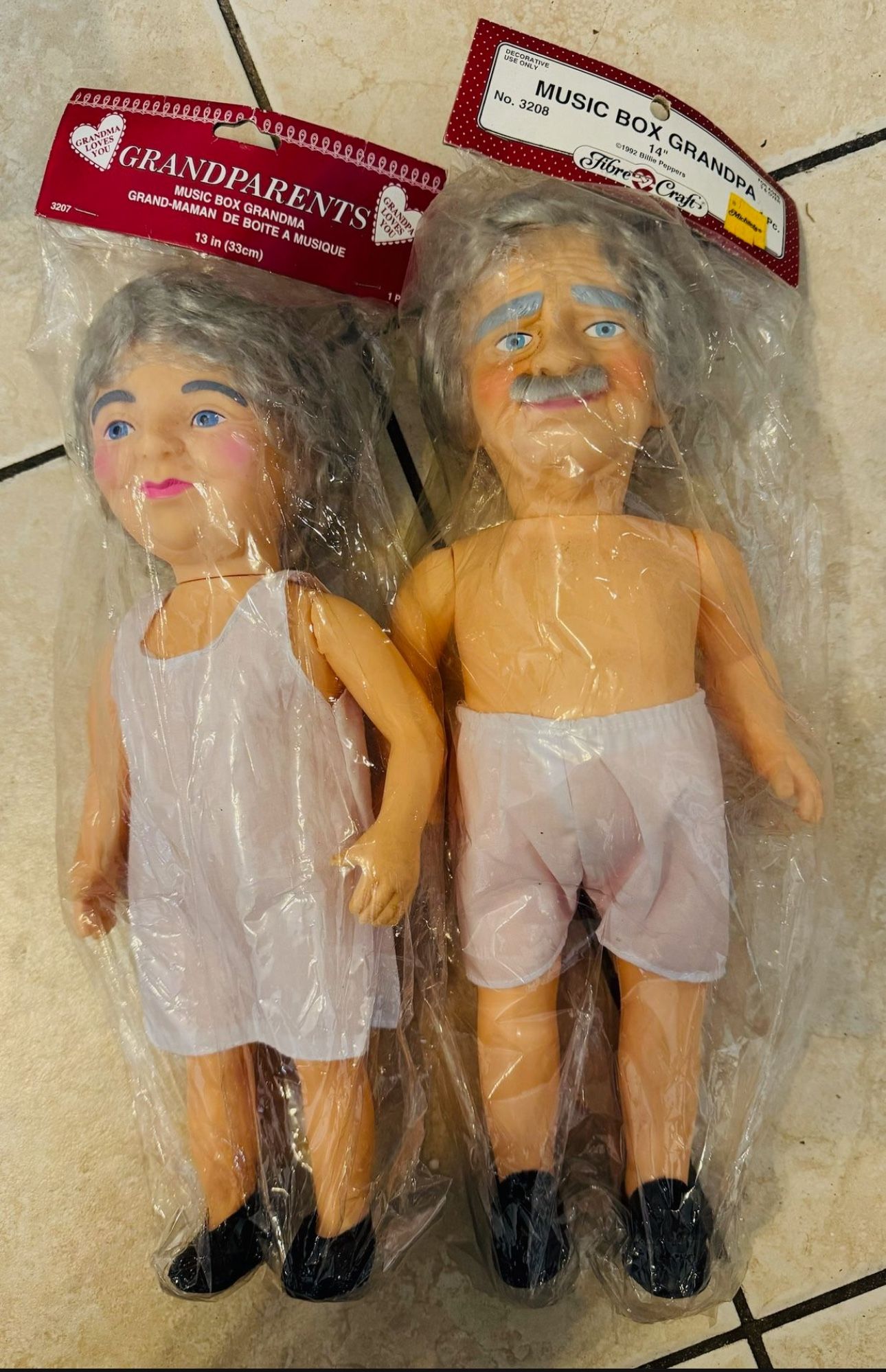 Music Box Grandpa #3208 14” Doll & Grandma #3207 13” Doll $10 for Both - NEW 