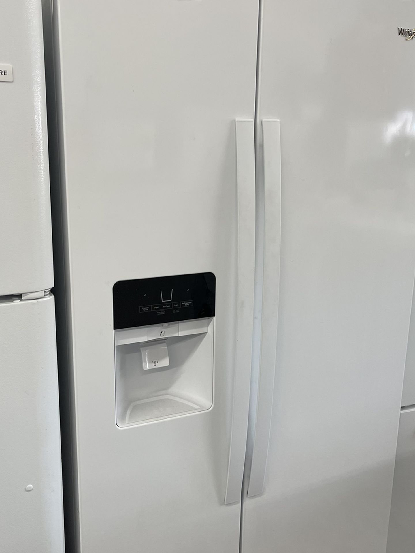 Whirlpool Side By Side In Glossy White Floor Model