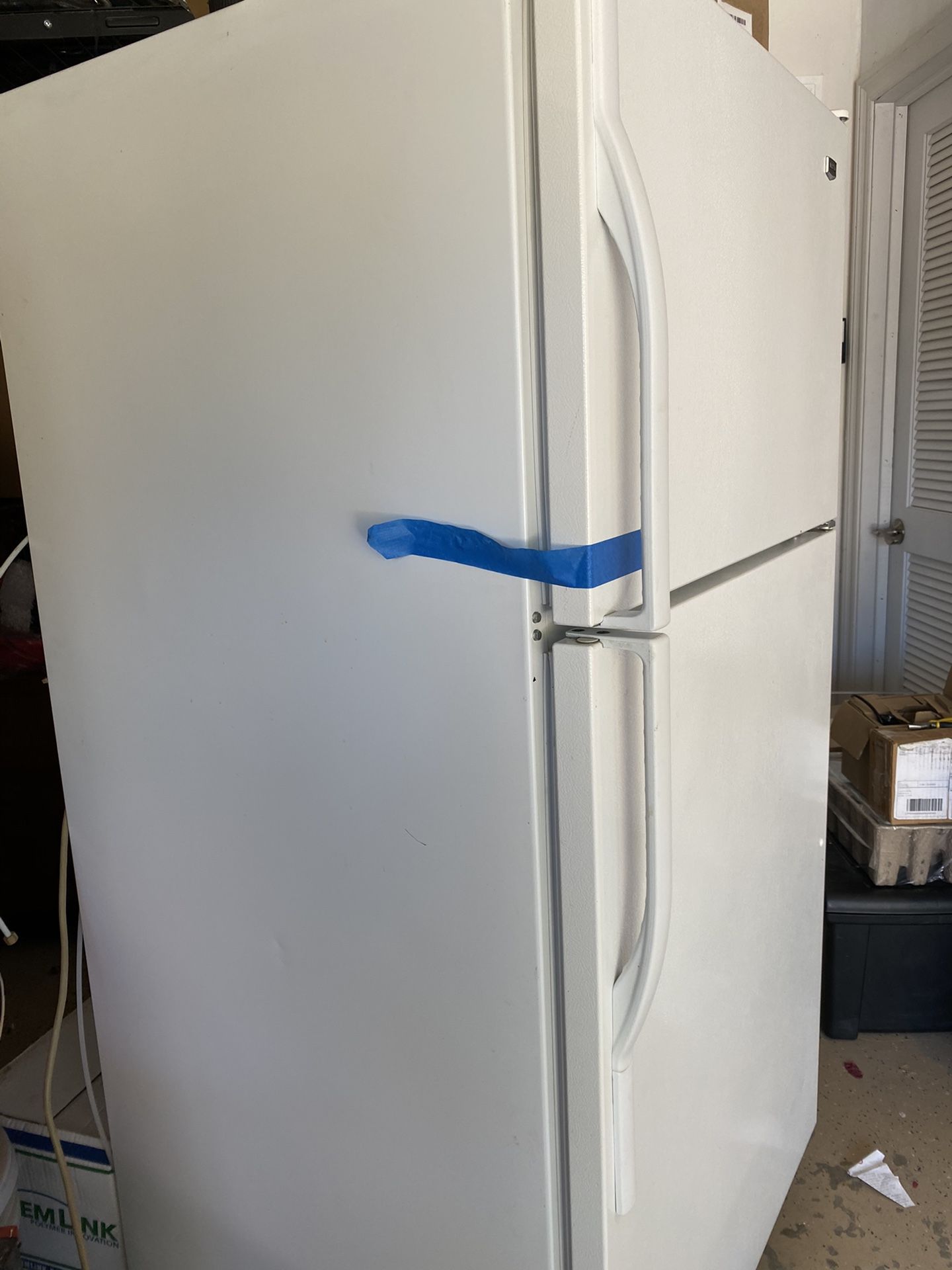 Used apartment size fridgewhite for Sale in Vista, CA OfferUp