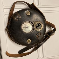 VINTAGE DETEX WATCHCLOCK CORPORATION - GUARDSMAN CLOCK W/ ORIGINAL LEATHER CASE