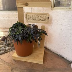 Plant Welcome Sign