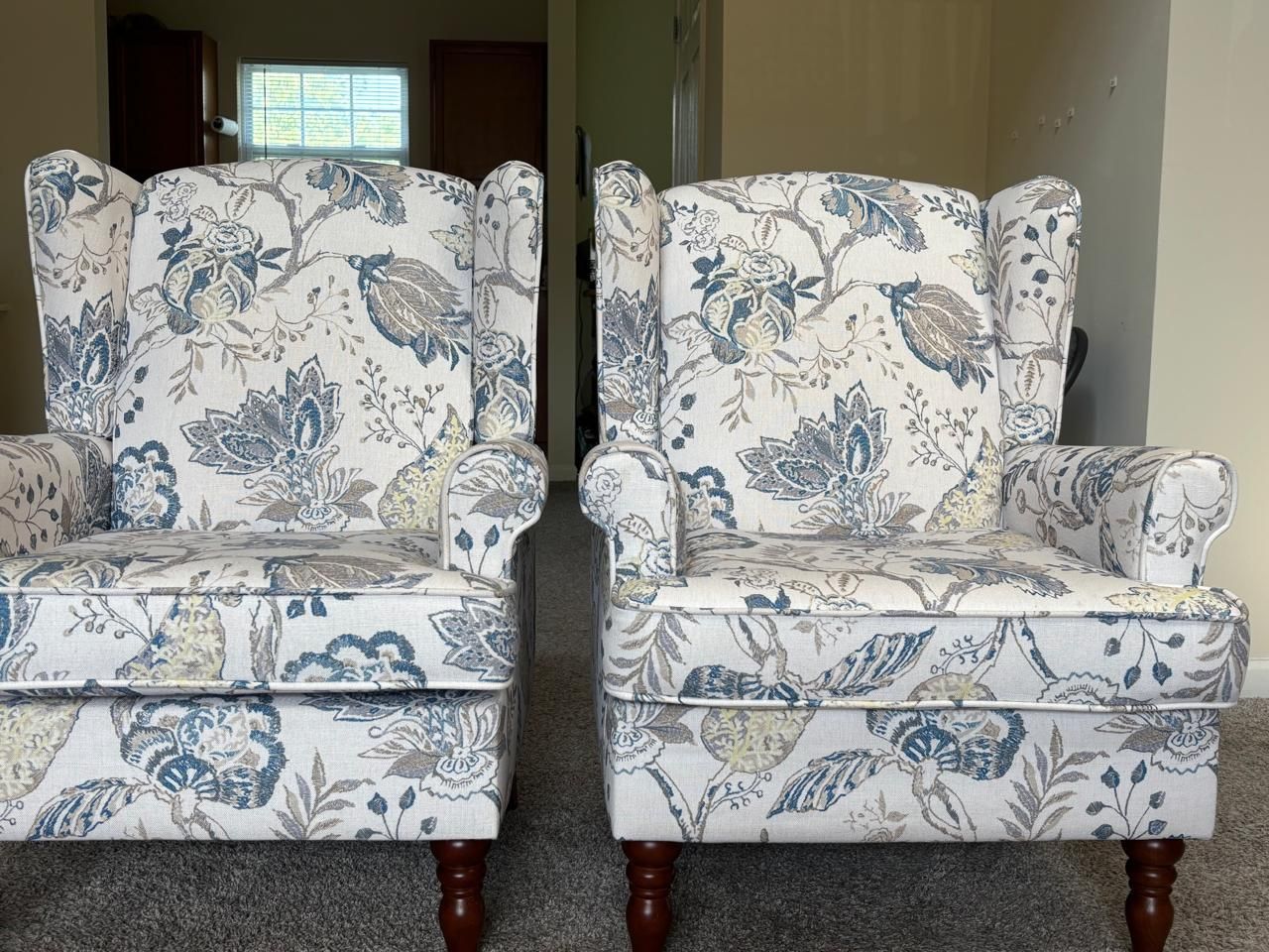 AIDDAN 29'' Wide Wing Back Set Of 2 Armchairs with Solid Wood Legs