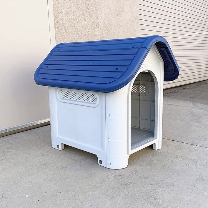 (NEW) $45 Plastic Dog House (size Small) Pet Indoor Outdoor All Weather Shelter Cage Kennel 23x30x26”