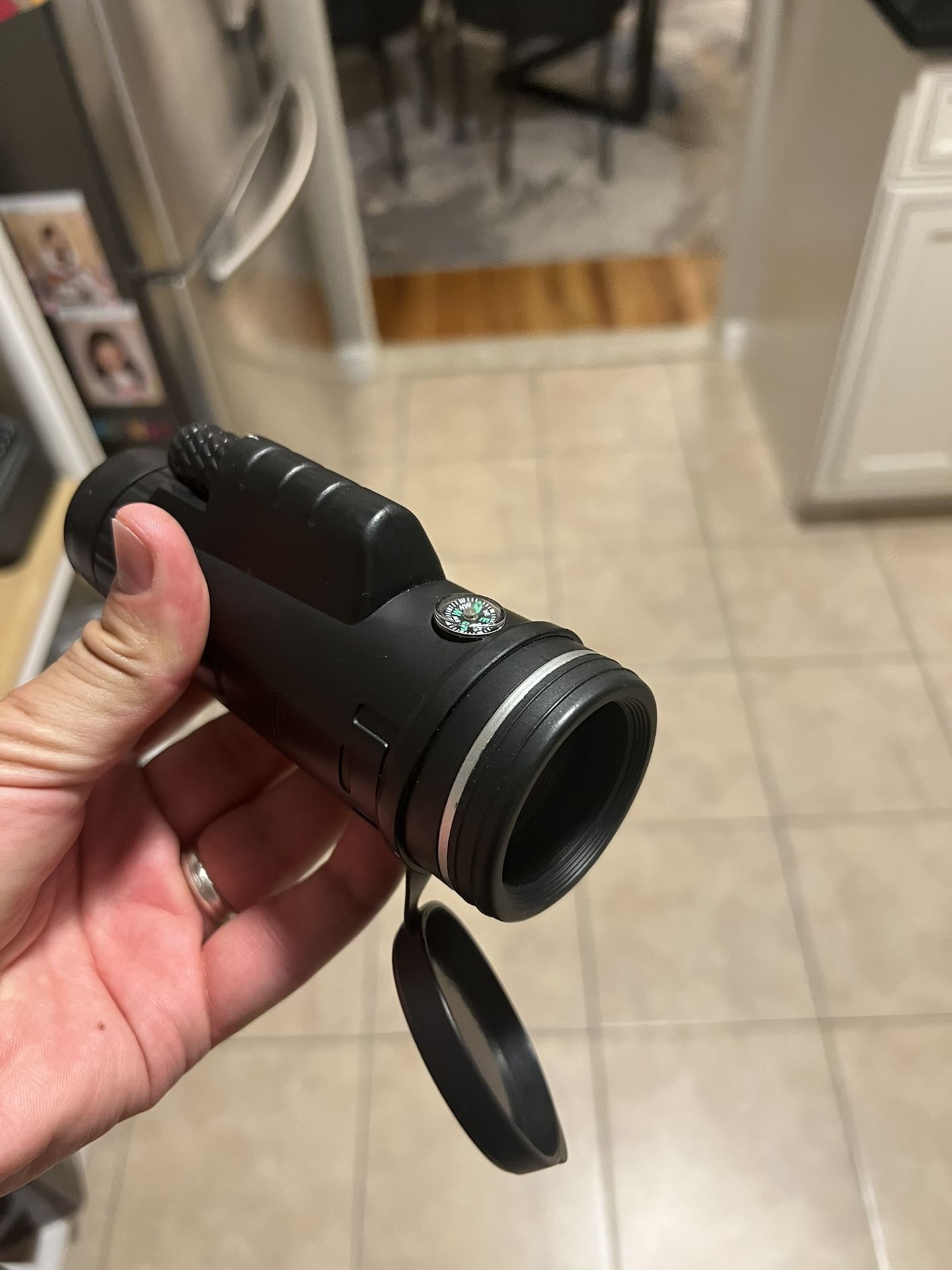 Binocular