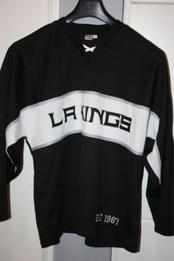 Los Angeles Kings Season Ticket member jersey size small