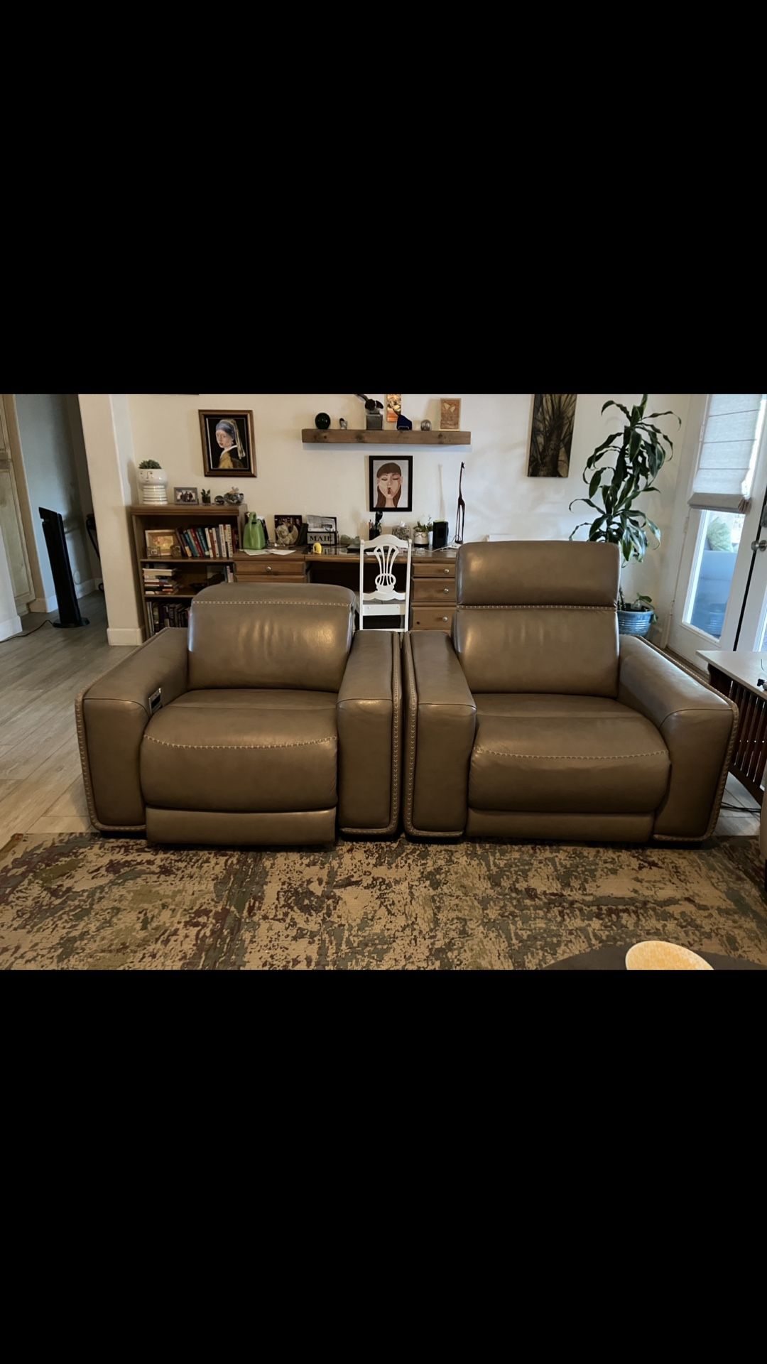 Lift Recliners/ Chairs