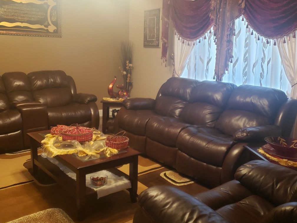 Living room set couches. Great condition