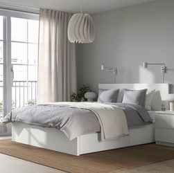 IKEA MALM white queen bed frame/2 storage boxes