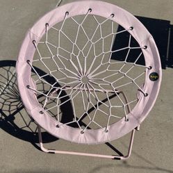 Little Girls, Pink Chair Bunjo