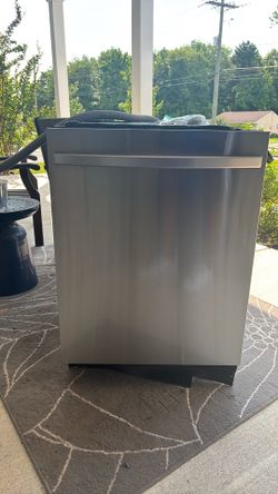 Samsung Stormwash Stainless steel dishwasher