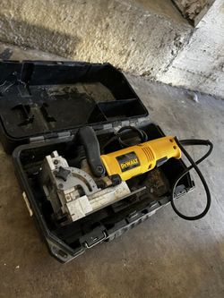 Dewalt Biscuit Cutter