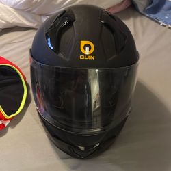 Quin ghost biking helmet and bag