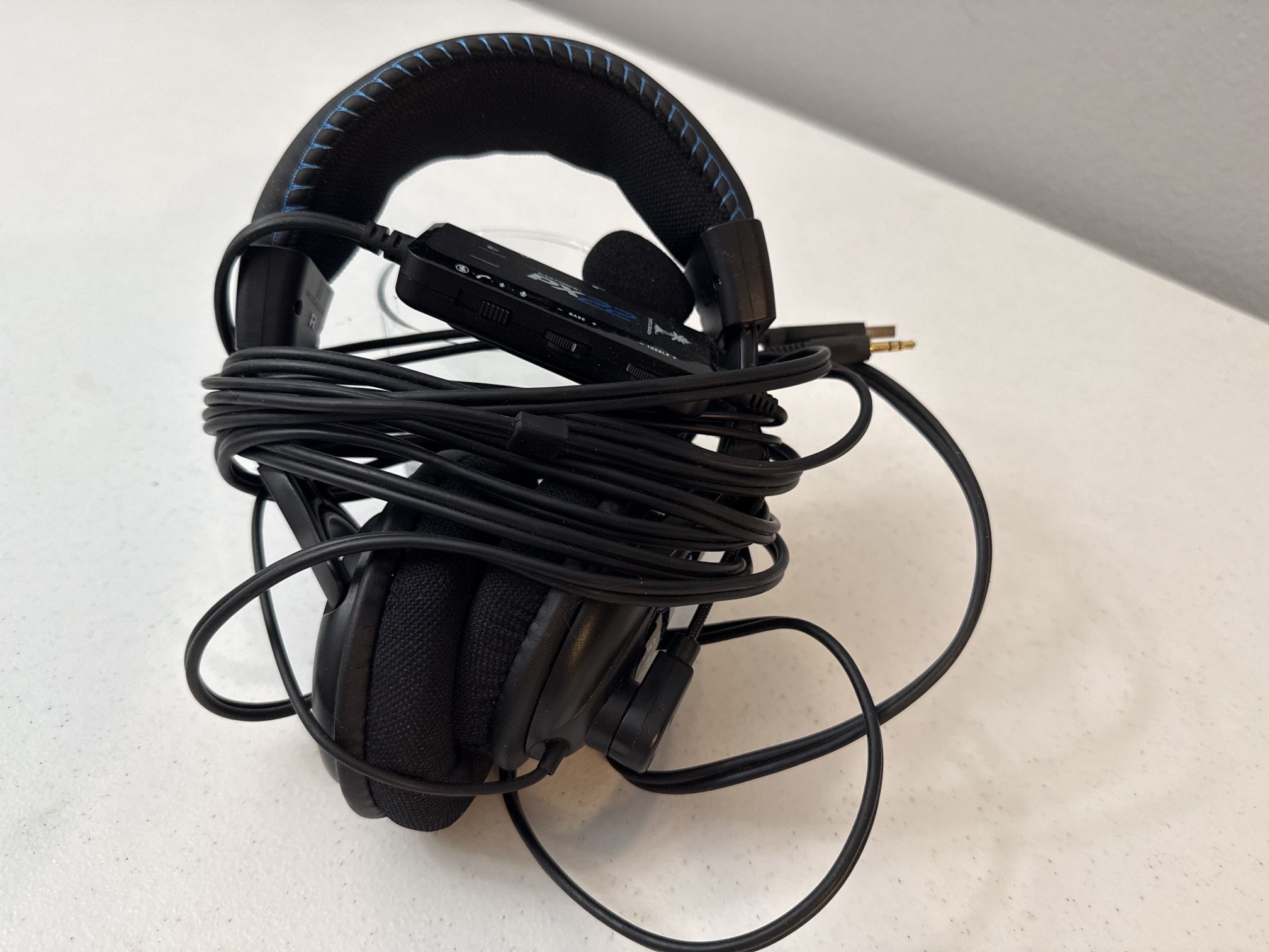 Turtle Beach PX22 Gaming Headset – Wired w/ In-Line Amp (PS4, Xbox 360, PC)