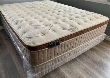 Queen Organic Cloud Edition Europillow Top 12inch Mattress And Boxspring
