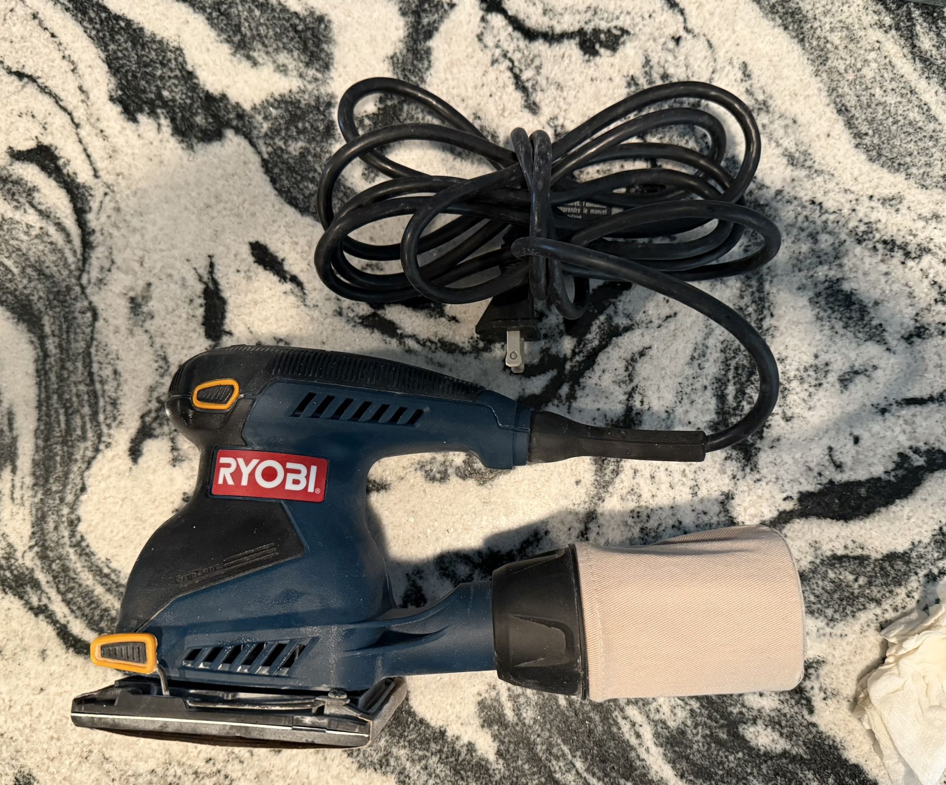 RYOBI 120V 1/4 SHEET PALM CORDED SANDER S652D