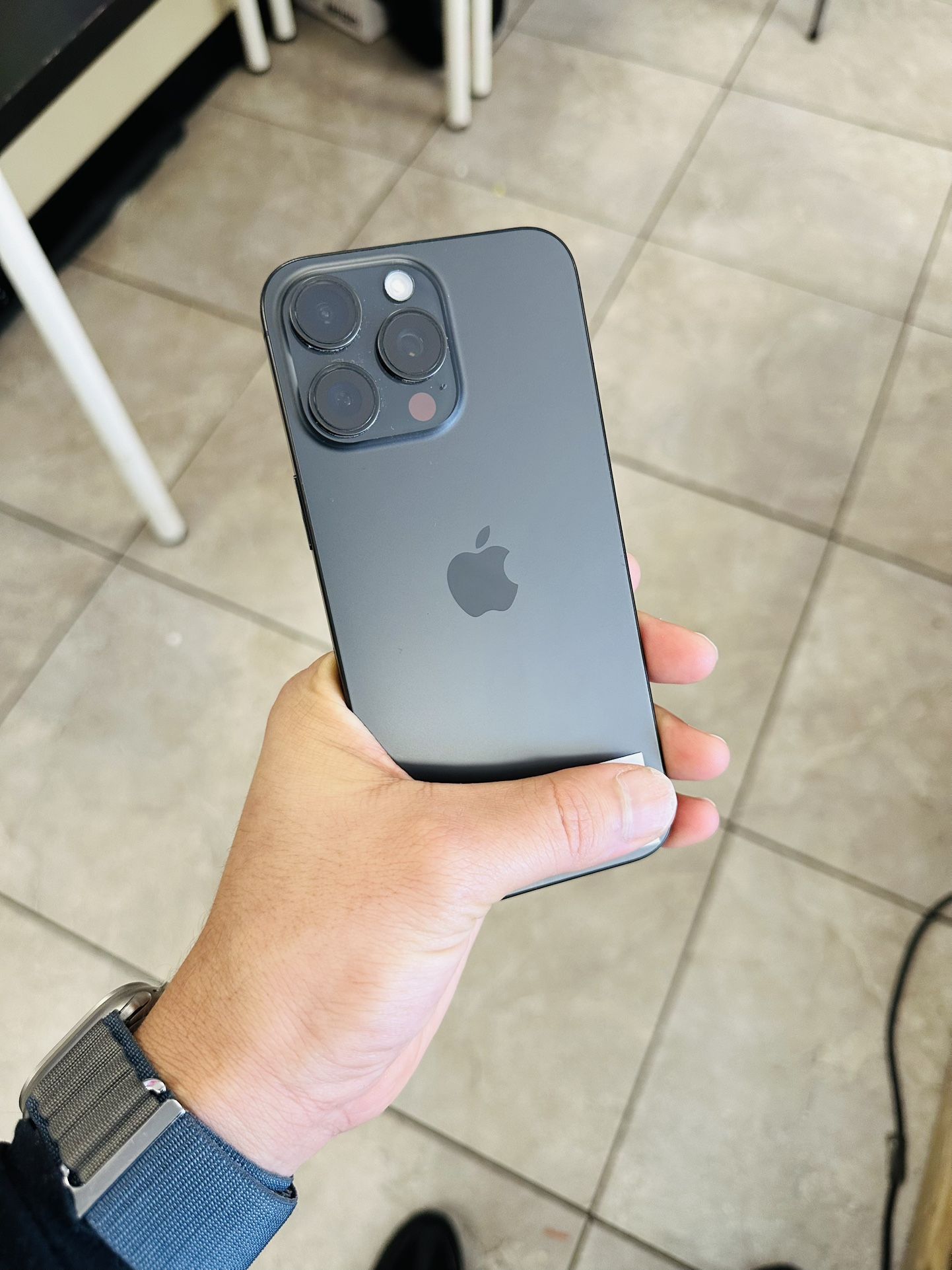 iPhone 15 Pro Max T Mobile / Metro 256GB