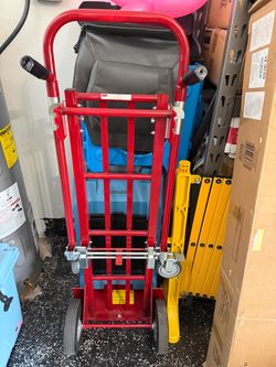 DAYTON Convertible Hand Truck: 700 lb as Hand Truck, Dual-Handle, Red, 18 in W x 11 in D