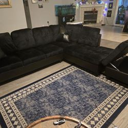 Black Microfiber Sectional Sofa 