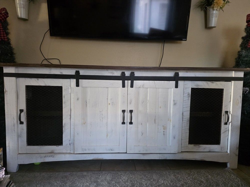 Farmhouse Rustic Wood TV Stand