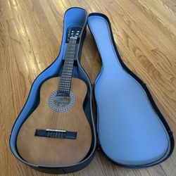 LIKE NEW Lucida Classical Guitar 510 - 1/2