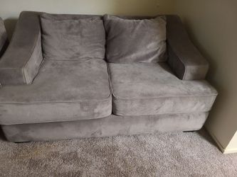Free love sofa