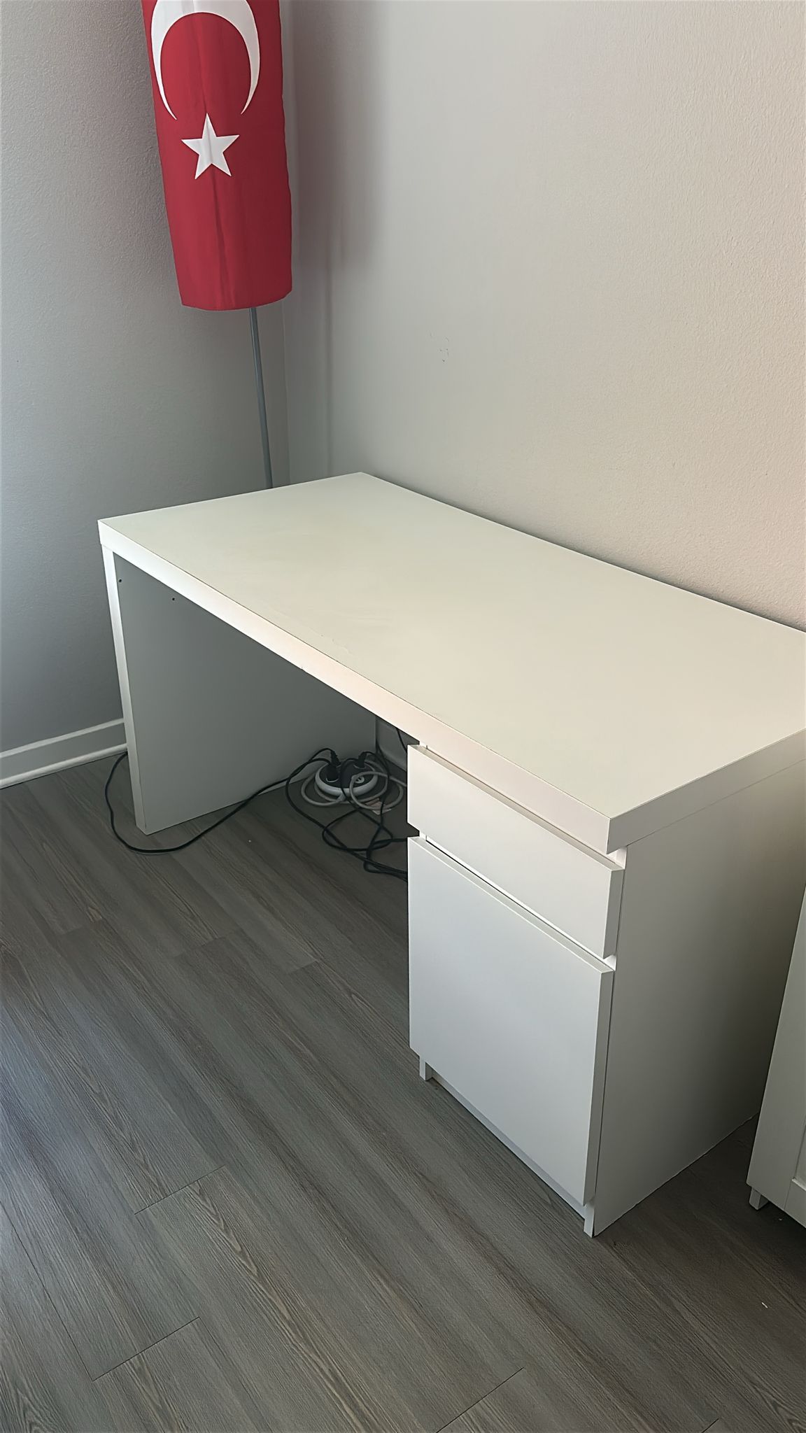 Ikea Desk And Black Leather Chair